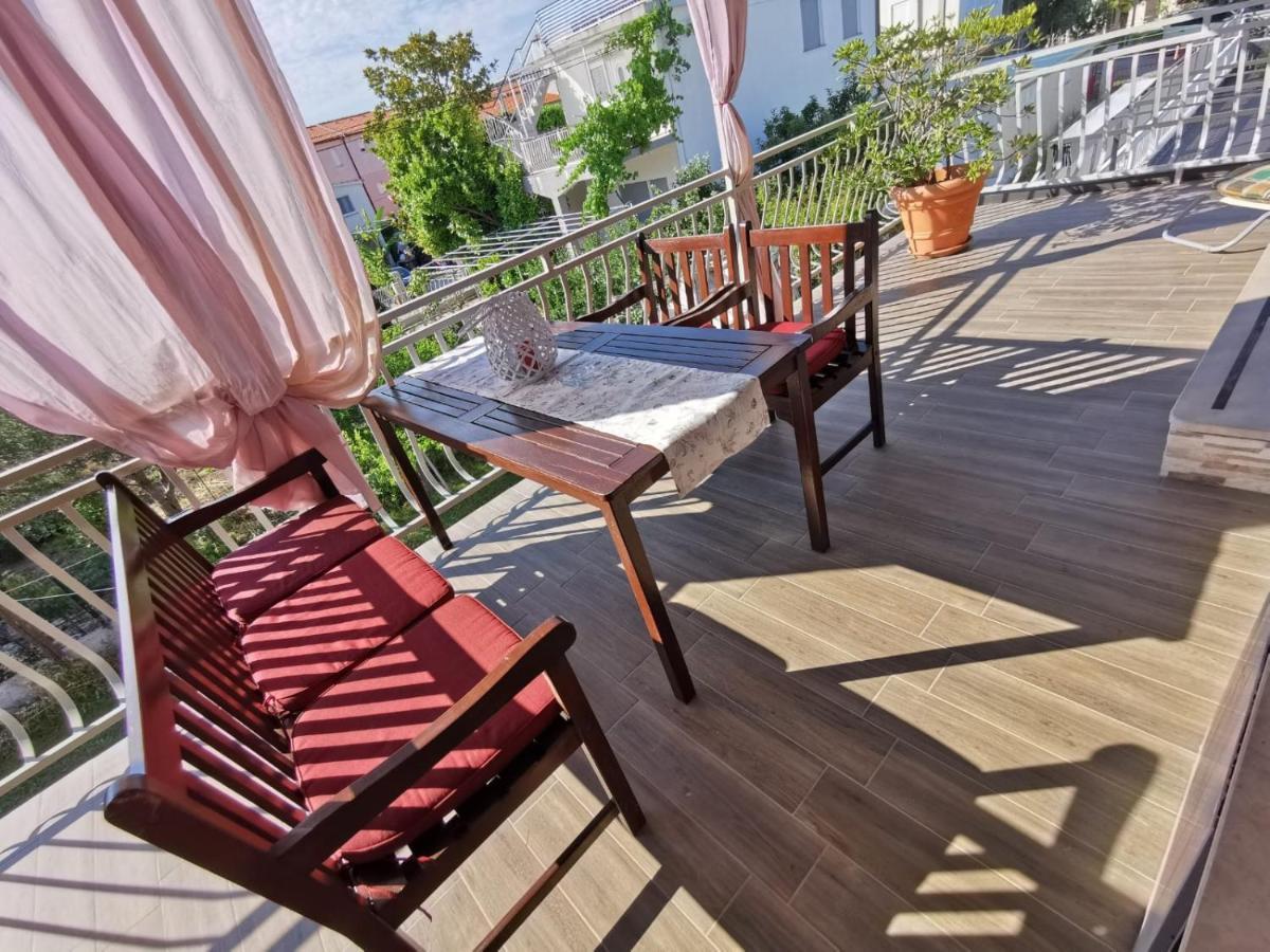 Apartmani Tajana Sukošan Esterno foto