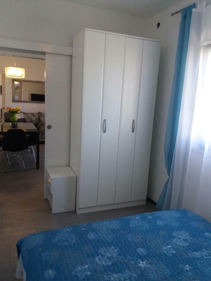 Apartmani Tajana Sukošan Esterno foto